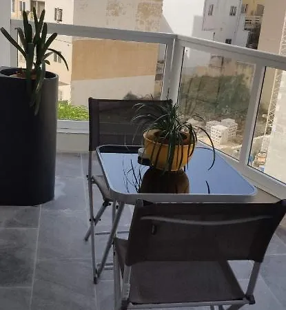 Rebak Place- A Bright & Charming Getaway Lägenhet Marsaskala