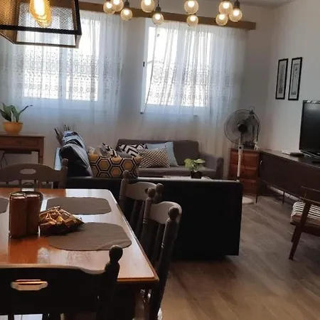 Apartment Rebak Place- A Bright & Charming Getaway Marsaskala