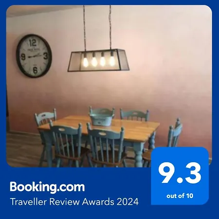 Apartment Rebak Place- A Bright & Charming Getaway Marsaskala