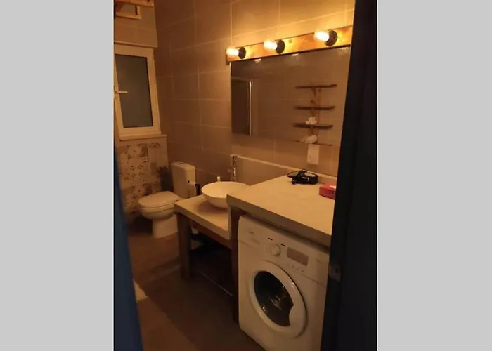 Rebak Place- A Bright&charming Getaway Marsaskala