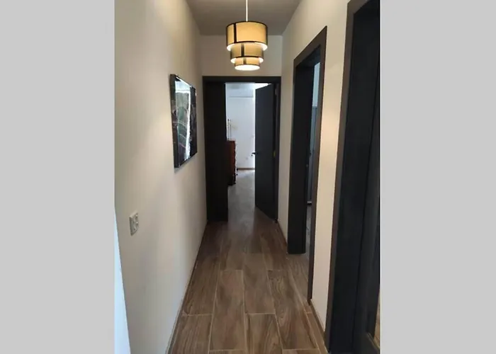 Rebak Place- A Bright & Charming Getaway Марсаскала